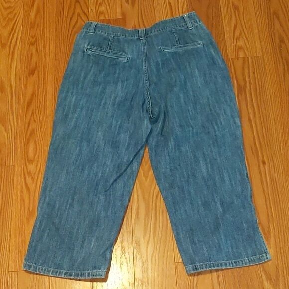 Riders by Lee denium capris Sz 8 - Picture 2 of 4